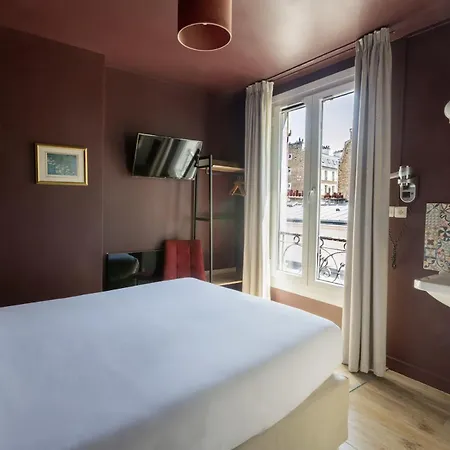 Maat Etoile Paris