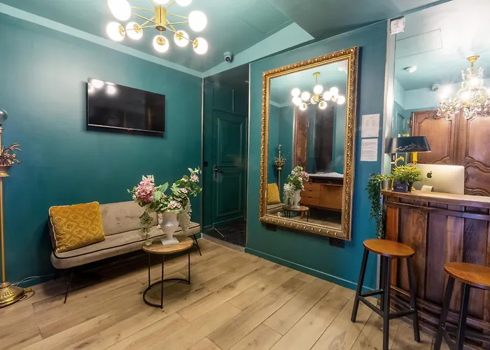 Maat Etoile 2* Paryż