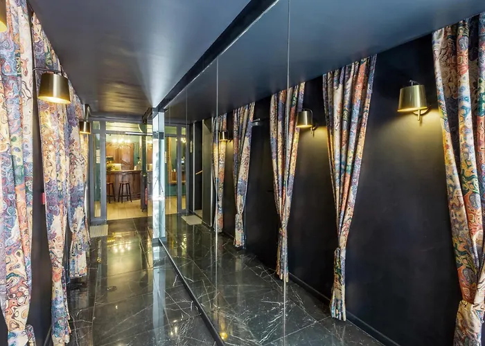 Hotel Maat Etoile 2*