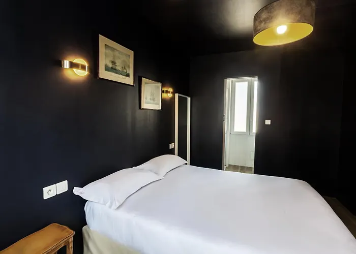 Maat Etoile 2* Paryż