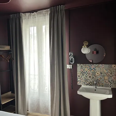 Maat Etoile Paris