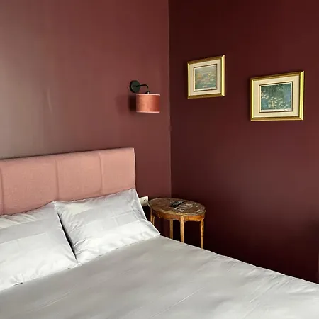 Maat Etoile Paris